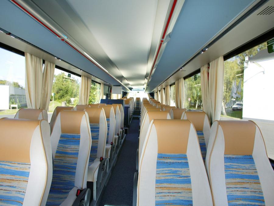 Интерьер Neoplan Trendliner U 2006 года  (фото 2 из 4)